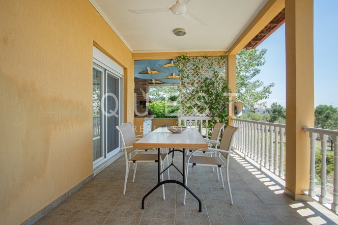 https://www.questrealty.gr/images/properties/219066118.jpg