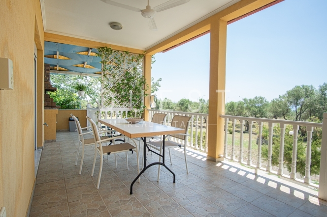 https://www.questrealty.gr/images/properties/219068579.jpg